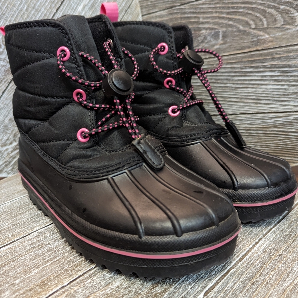 Snow boots, girls size 11, black and pink